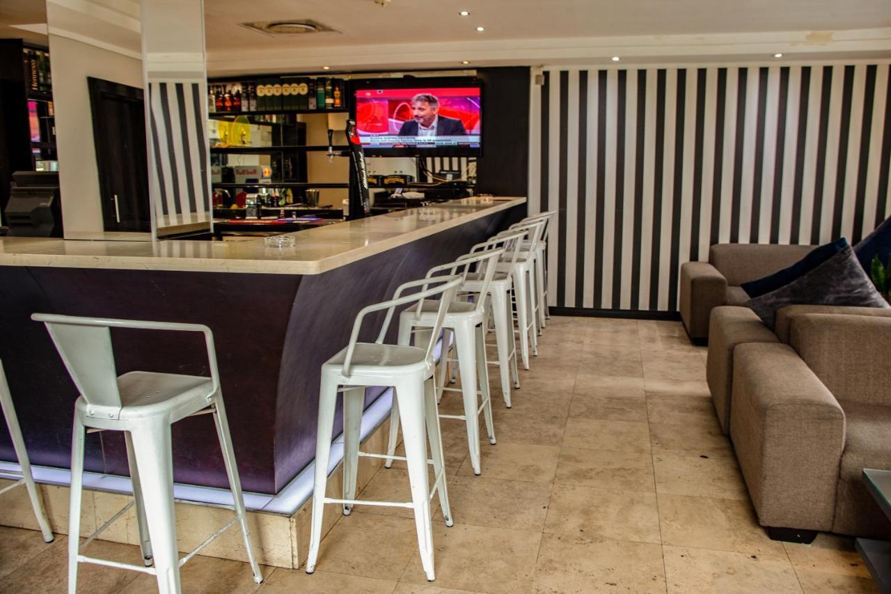 Urban Chic Boutique Hotel & Cafe 케이프타운 외부 사진